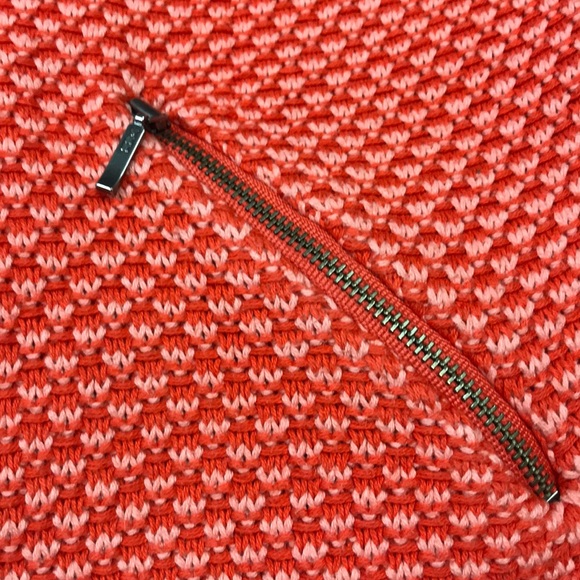 Cute zip front sweater with fun peaked hemline - Picture 3 of 11